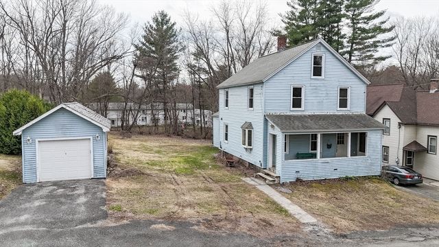 14 Dewey St, Easthampton, MA 01027