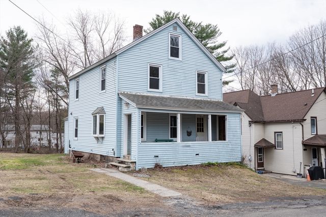 14 Dewey St, Easthampton, MA 01027