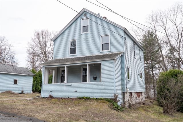 14 Dewey St, Easthampton, MA 01027