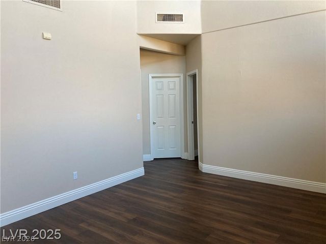 3120 Whispering Canyon Court, Henderson, NV 89052