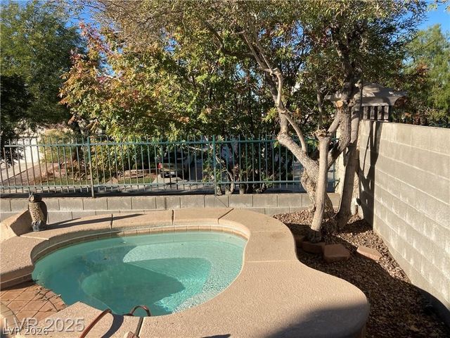3120 Whispering Canyon Court, Henderson, NV 89052