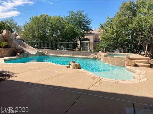 3120 Whispering Canyon Court, Henderson, NV 89052