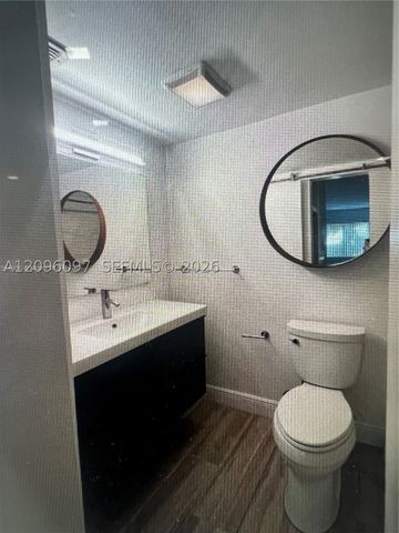 2640 NE 135th St 218, North Miami, FL 33181