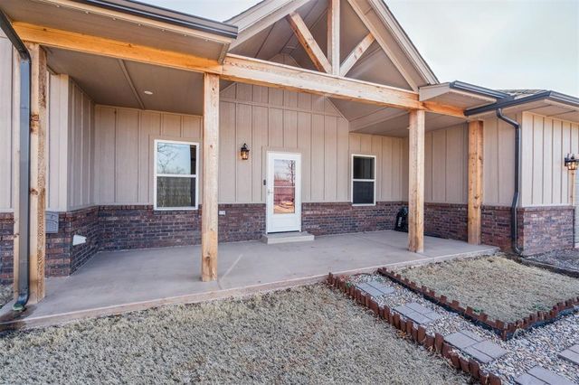 19536 S Dobbs Road, Newalla, OK 74857