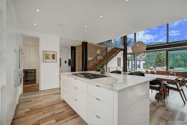 228 Lion Point, Boulder, CO 80302