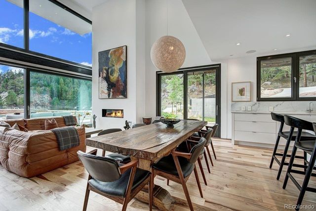 228 Lion Point, Boulder, CO 80302