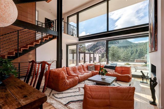 228 Lion Point, Boulder, CO 80302