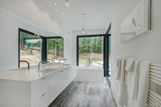 228 Lion Point, Boulder, CO 80302