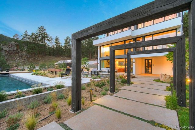 228 Lion Point, Boulder, CO 80302