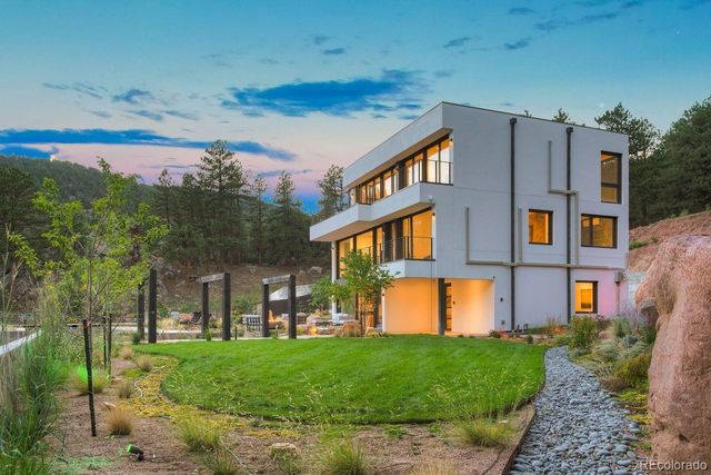 228 Lion Point, Boulder, CO 80302