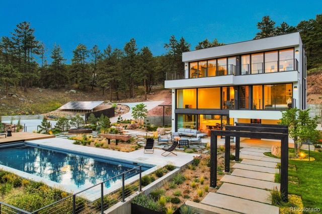 228 Lion Point, Boulder, CO 80302