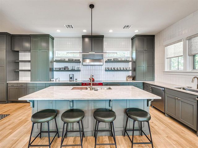 111 Lower Green Way, Carlton Landing, OK 74432