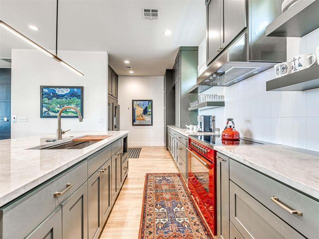 111 Lower Green Way, Carlton Landing, OK 74432