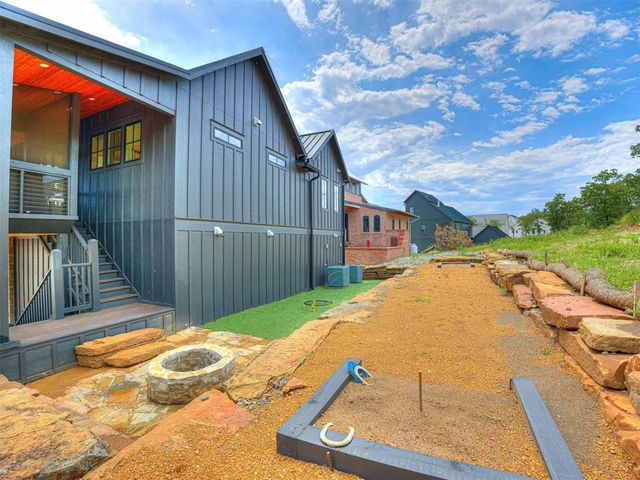 111 Lower Green Way, Carlton Landing, OK 74432