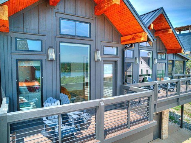 111 Lower Green Way, Carlton Landing, OK 74432