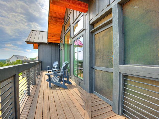 111 Lower Green Way, Carlton Landing, OK 74432