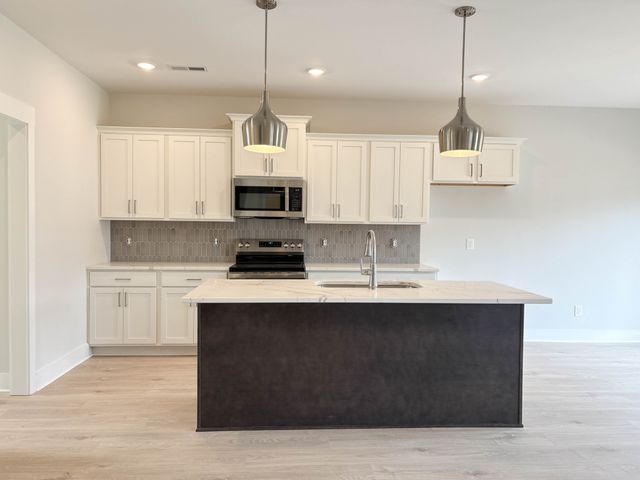 211 Settlers Way, Hendersonville, TN 37075