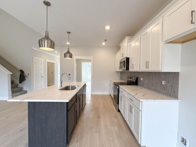 211 Settlers Way, Hendersonville, TN 37075