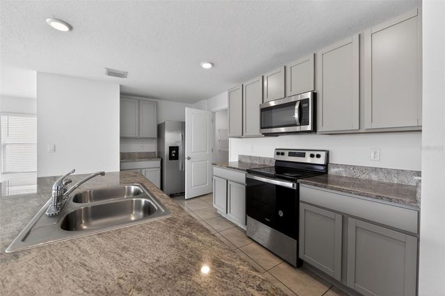 439 SUNLIT CORAL STREET, Ruskin, FL 33570