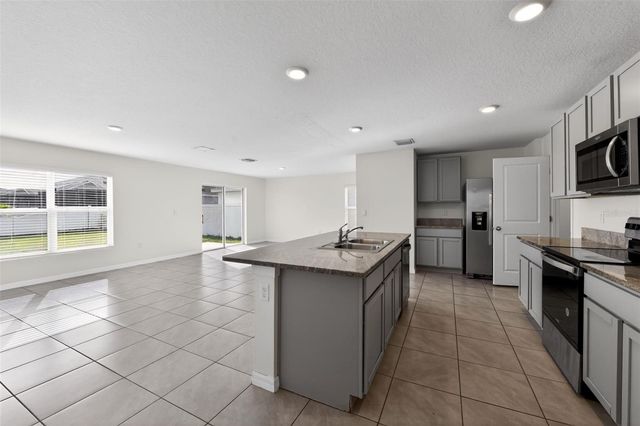 439 SUNLIT CORAL STREET, Ruskin, FL 33570