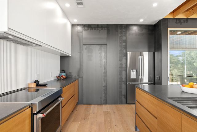 2037 Wolf Creek Ranch Road, Burnet, TX 78611