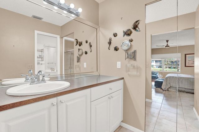 5810 Princess Palm Court B, Delray Beach, FL 33484