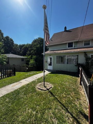 25 Sterling St, Franklin Boro, NJ 07416