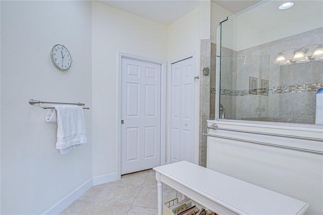 984 PEMBROKE POINT WAY, Sun City Center, FL 33573