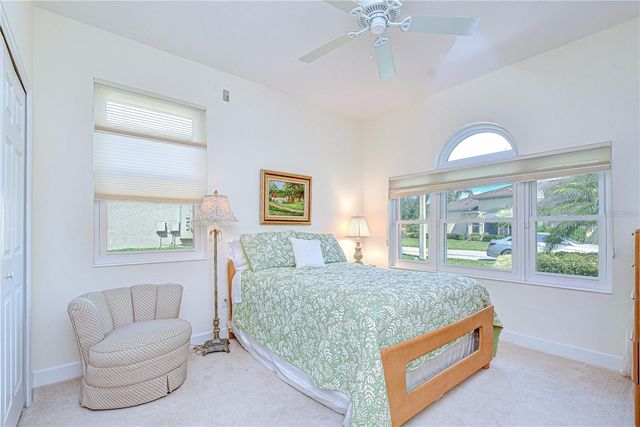 984 PEMBROKE POINT WAY, Sun City Center, FL 33573