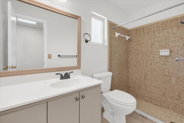 8407 ROANNE DRIVE, Orlando, FL 32817