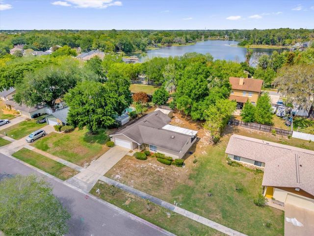 8407 ROANNE DRIVE, Orlando, FL 32817