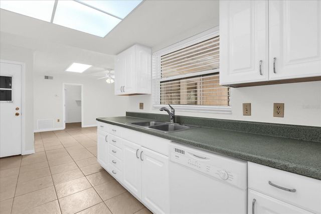 8407 ROANNE DRIVE, Orlando, FL 32817