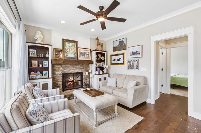 2729 Carousel Dr, Murfreesboro, TN 37128
