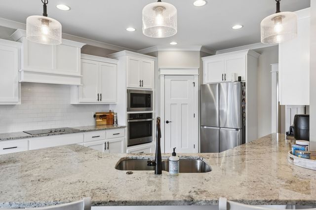 2729 Carousel Dr, Murfreesboro, TN 37128