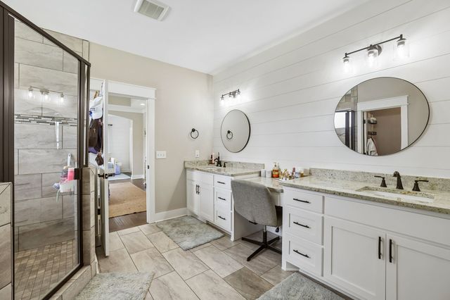 2729 Carousel Dr, Murfreesboro, TN 37128