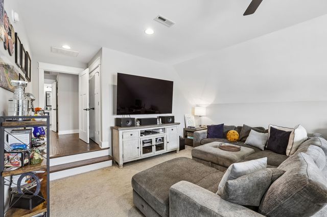 2729 Carousel Dr, Murfreesboro, TN 37128