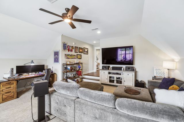 2729 Carousel Dr, Murfreesboro, TN 37128