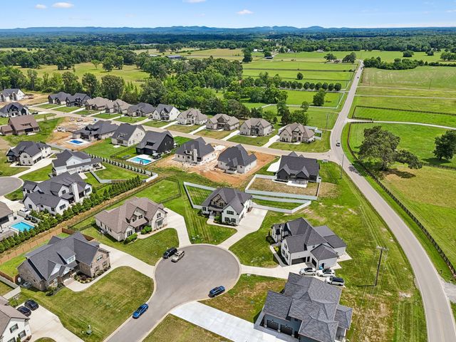 2729 Carousel Dr, Murfreesboro, TN 37128