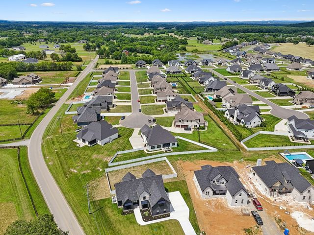 2729 Carousel Dr, Murfreesboro, TN 37128