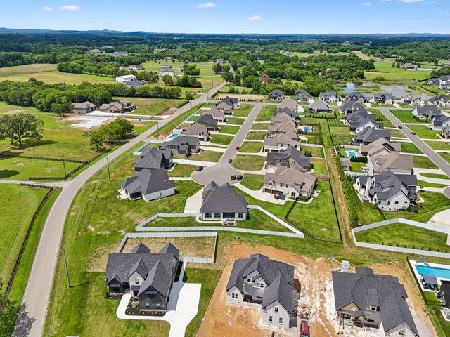2729 Carousel Dr, Murfreesboro, TN 37128