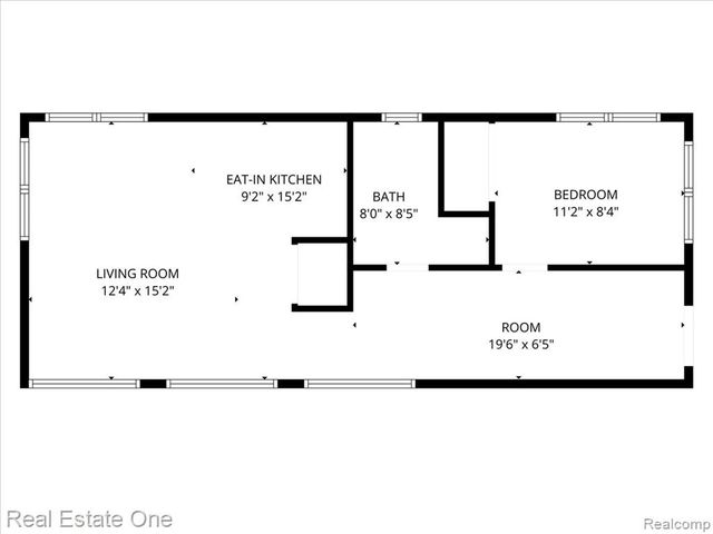 1050 Oxbow Lake Road, White Lake, MI 48386