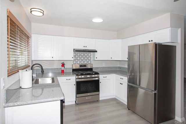 & 1106 GARDENA ROAD, Encinitas, CA 92024
