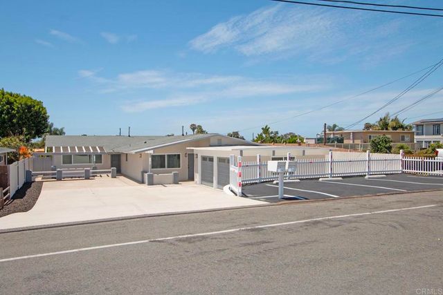 & 1106 GARDENA ROAD, Encinitas, CA 92024