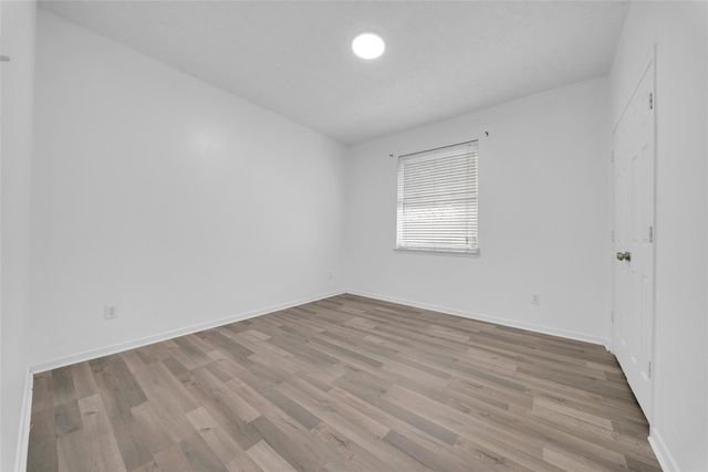 1009 Bay Area Boulevard, League City, TX 77573