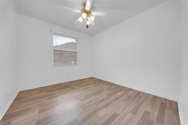 1009 Bay Area Boulevard, League City, TX 77573