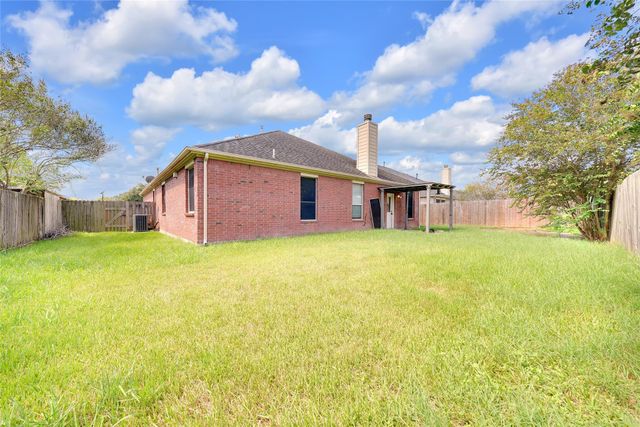 1009 Bay Area Boulevard, League City, TX 77573