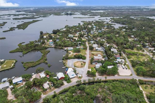 13982 W Ozello Trail 100, Crystal River, FL 34429