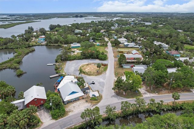 13982 W Ozello Trail 100, Crystal River, FL 34429