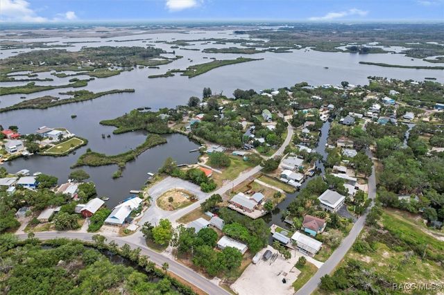 13982 W Ozello Trail 100, Crystal River, FL 34429