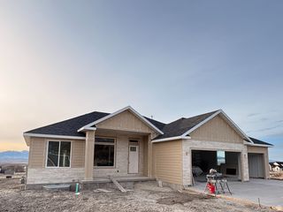 673 N CHERRY CREEK PKWY #24, Richmond, UT 84333